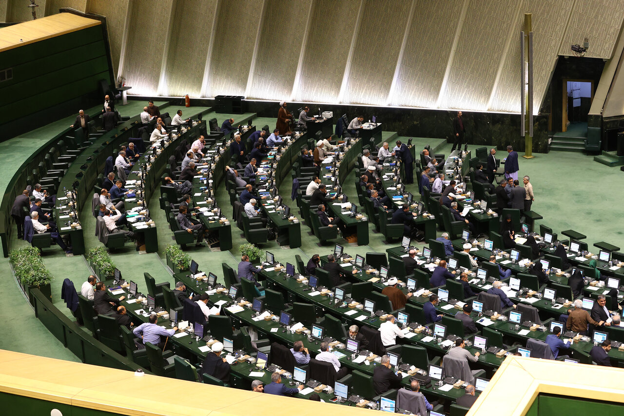 حذف چهار صفر از پول ملی تصویب شد