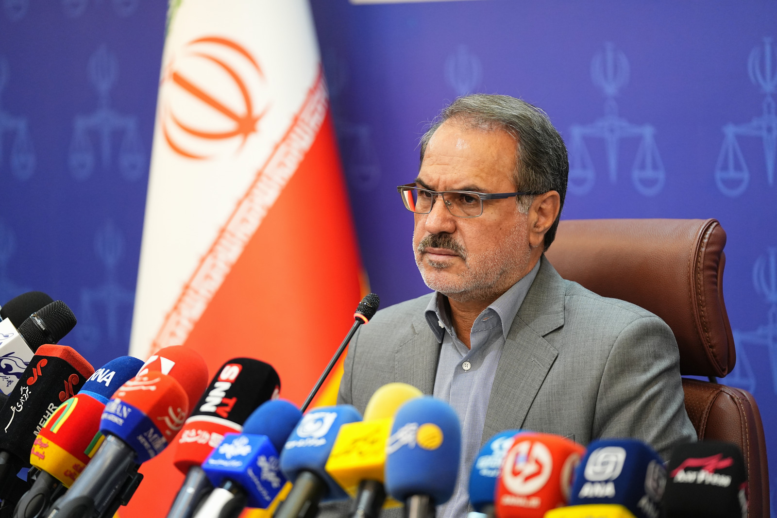 عدم شفافیت در شبکه بانکی منشأ بخش عمده تخلفات است