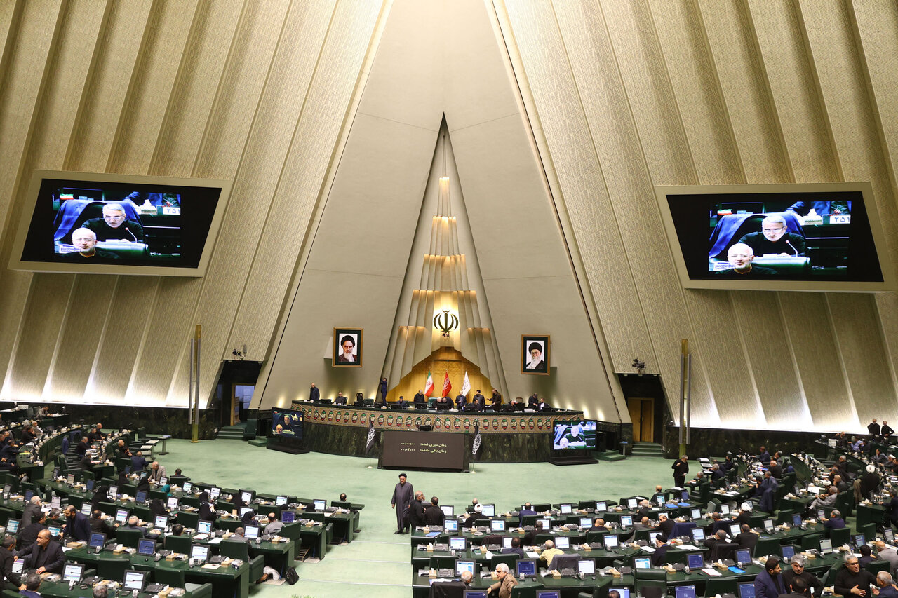 بیانیه مجلس: اموال مقامات قوای مقننه و قضاییه شفاف شود